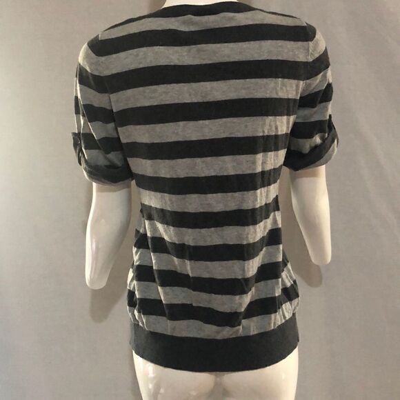 Pink Rose Cardigan   - Picture 4 of 6